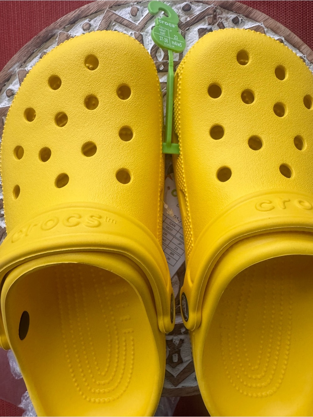 Brand new Crocs Classic Clogs bright Lemon yellow. Unisex size Women 7 / Men 5
